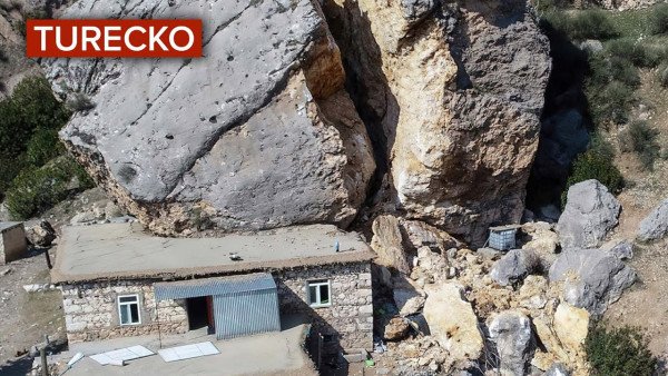 Zemetrasenie v Turecku dnes. V dôsledku nových otrasov sa zrútili budovy