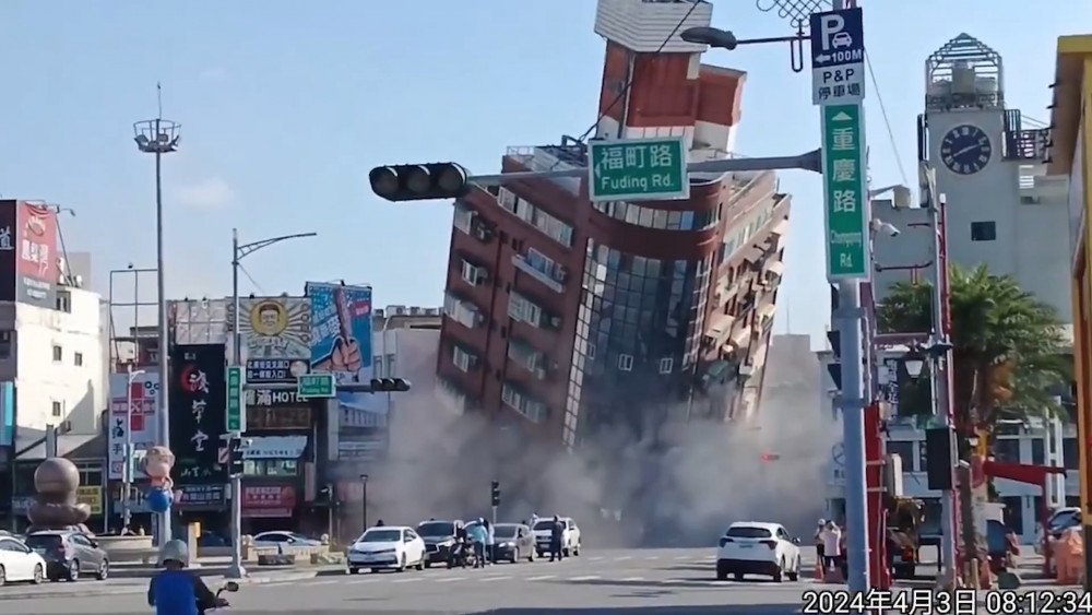 Casas destruídas em Taiwan, consequências do terremoto em Taiwan, terremoto em Taiwan