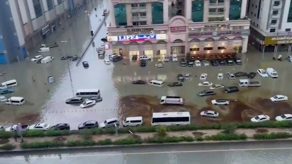 Überschwemmung in Dubai, Überschwemmung in den VAE, Dubai überschwemmt.