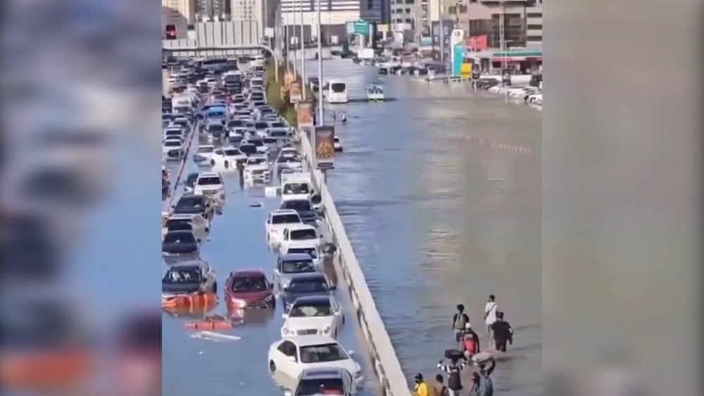 záplavy v SAE, lijáky Dubaj