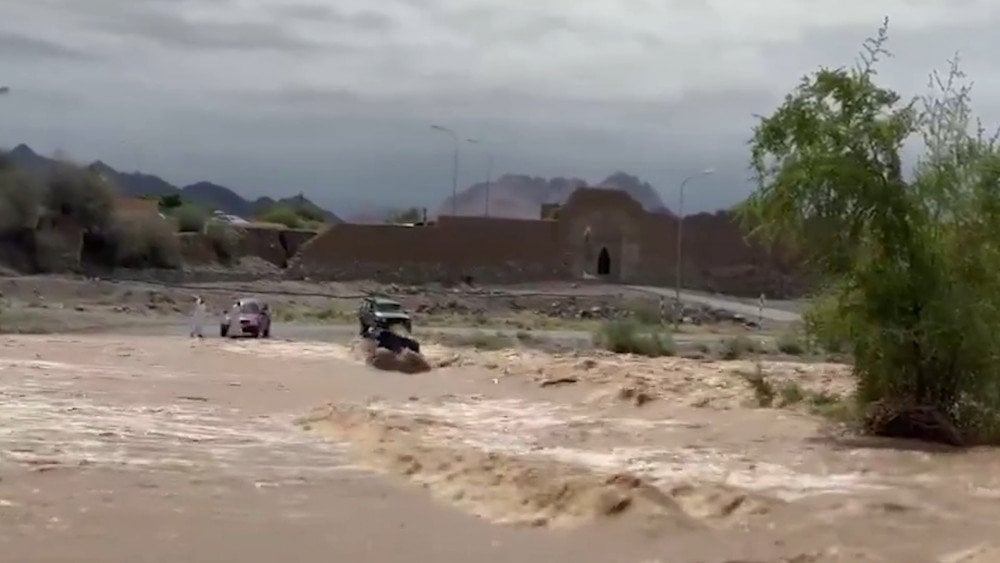 Inundaciones Omán, tormenta en Omán, fuertes lluvias en Omán