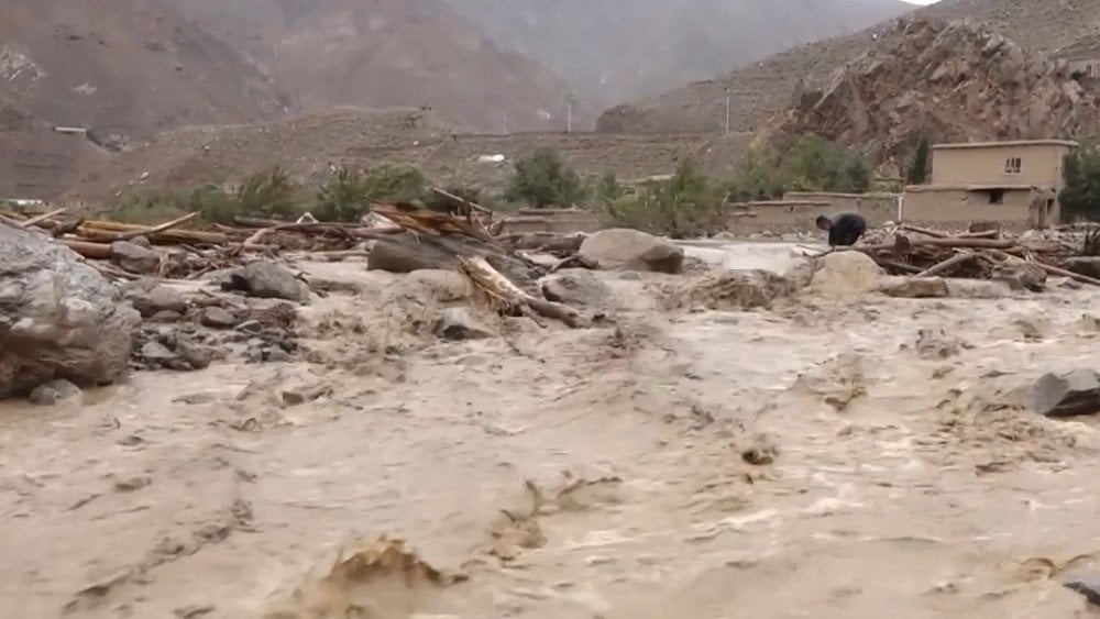 ploi anormale în Afganistan, inundații în Afganistan