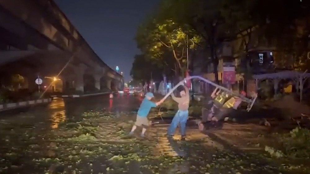 storm in Vietnam, Hanoi rains, rainy season in Hanoi