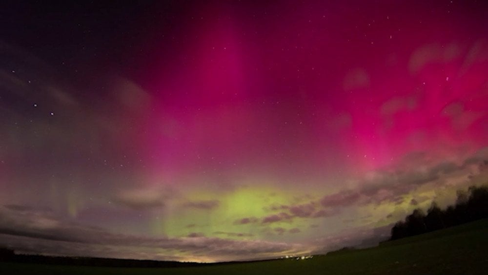 northern lights in Russia, red northern lights in Russia, magnetic storm