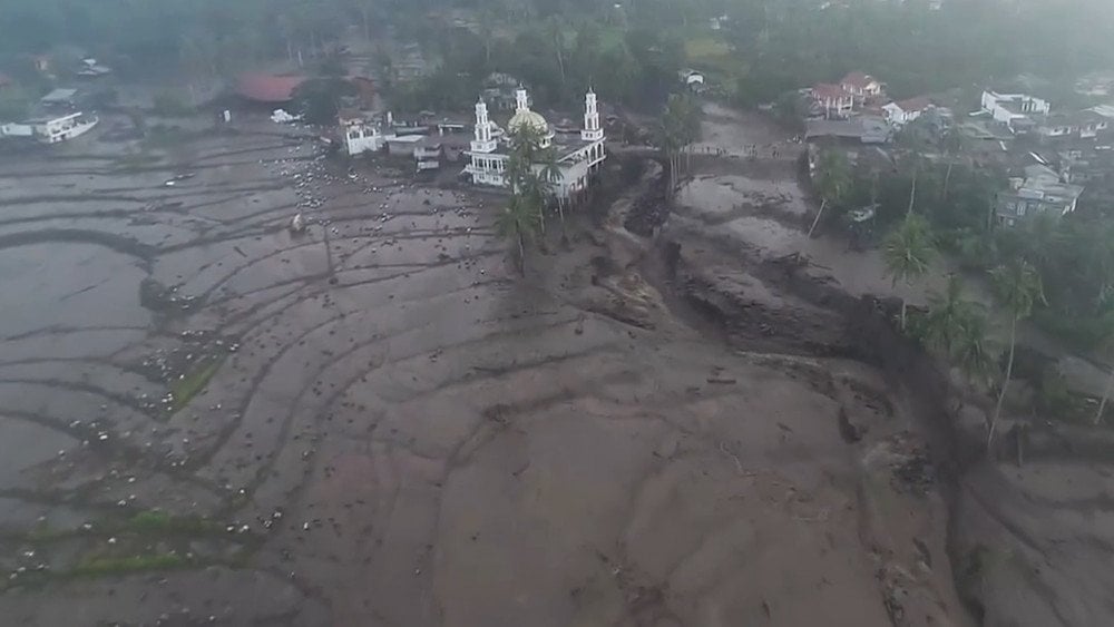 Volcano, Indonesia, Floods, West Sumatra, Mount Marapi