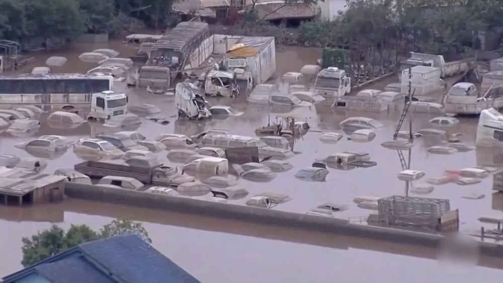 Car graveyards, flood Brazil.