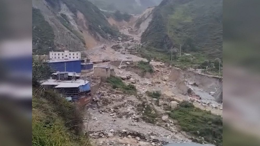 Chuvas fortes na China, recorde de precipitação na China, inundações na China, deslizamentos de terras na China