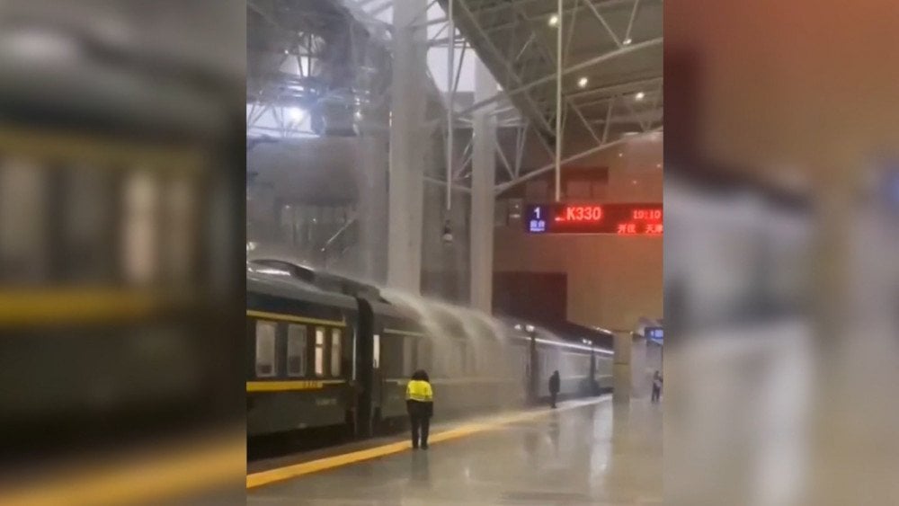 Chuva forte na ilha de Hainan, chuva torrencial na China, comboios de alta velocidade suspensos na China