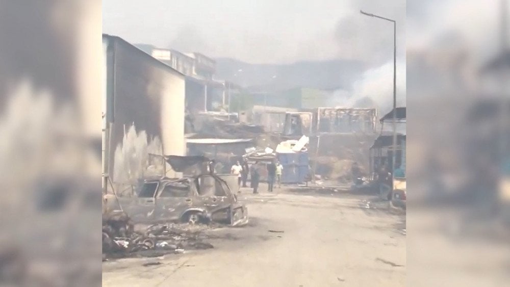 Skovbrande i Tyrkiet, Izmir-brande, Tyrkiet i brand