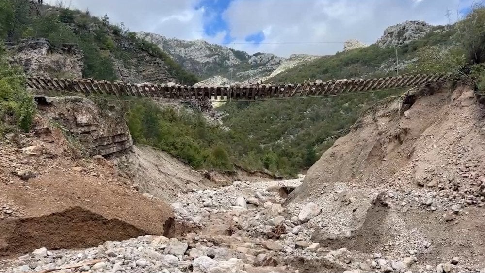 Katastrofe i Bosnien-Hercegovina, trafik med lukning i Bosnien-Hercegovina, oversvømmelse i Jablanica