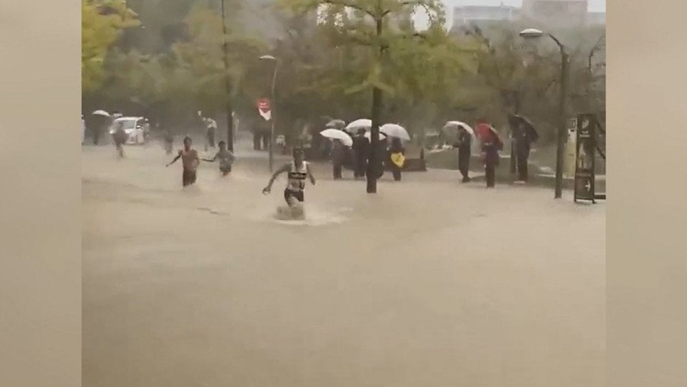 Tufão Kong-rai Japão, inundações Japão, chuvas fortes Japão