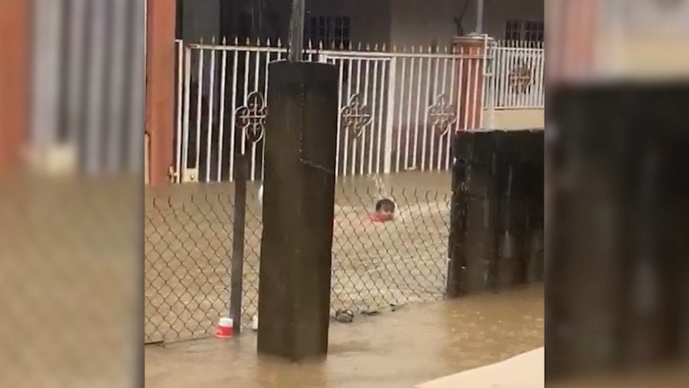 Storm Sarah, oversvømmelser i Honduras, Storm Sarah i Honduras