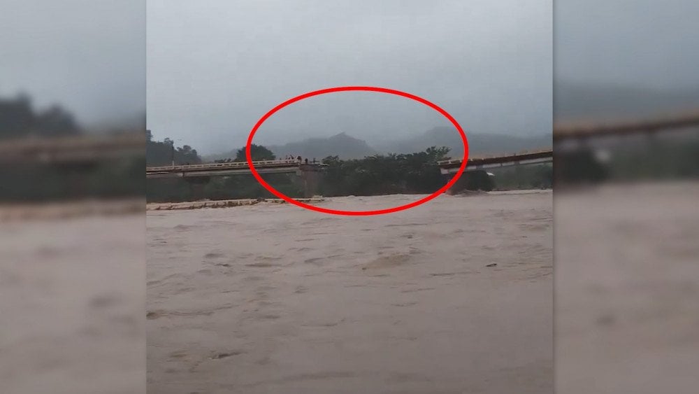 Storm Sarah, oversvømmelser i Honduras, Storm Sarah i Honduras