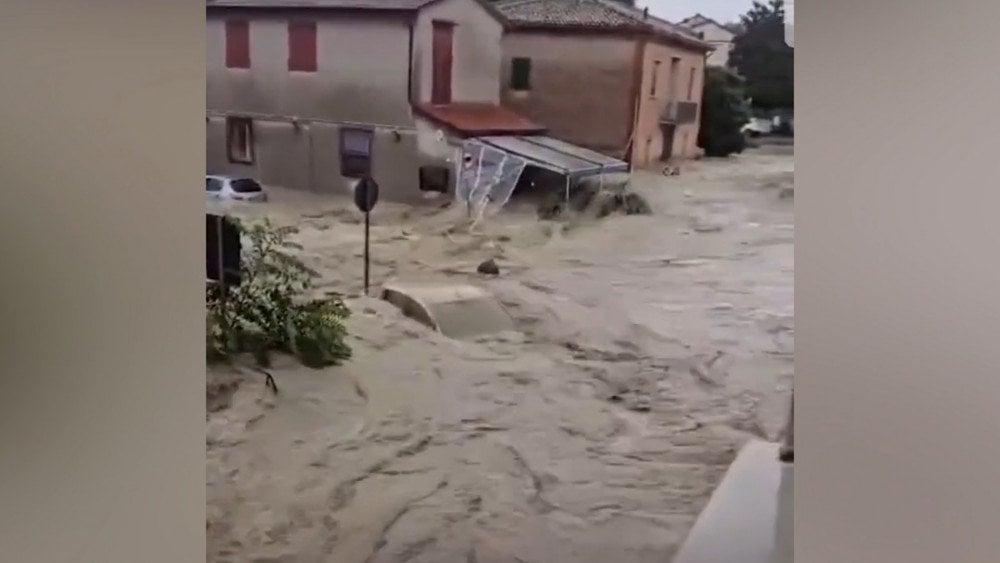 Kraftig regn i Italien, oversvømmelse i Italien, regnskyl Italien