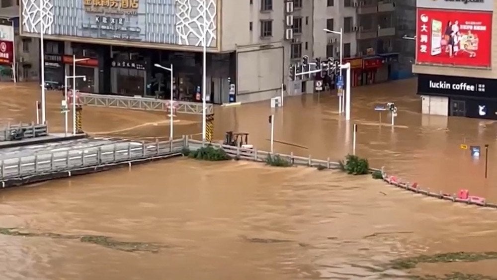 Inundações na China, cidades inundadas na China, chuvas fortes na China.