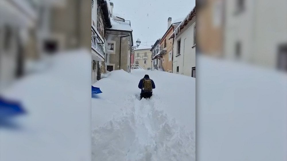 Kraftig snefald i Italien – Storm Elena i Italien – Sne i Italien