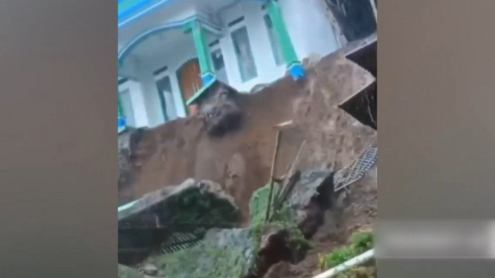 Landslide in Indonesia, landslide on Java island, heavy rains Indonesia