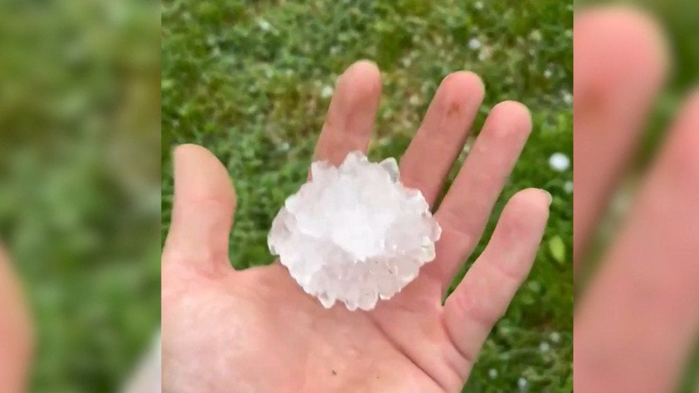 Hail in Ukraine, large hail in Zaporizhzhia, storm in Ukraine