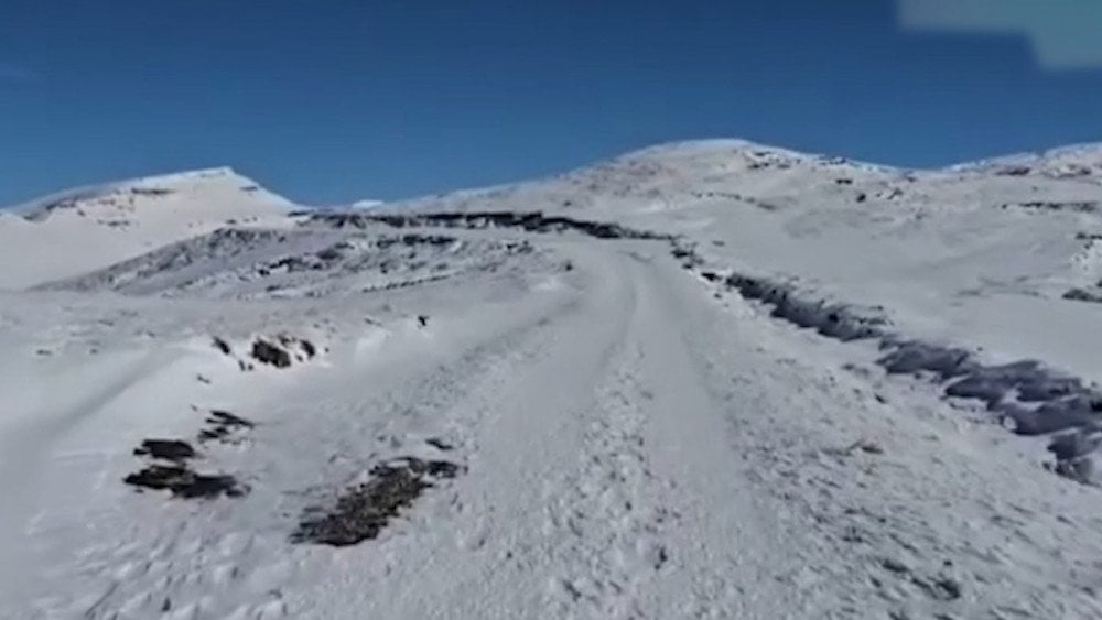 May snow in Romania, snow in the Rodna Mountains