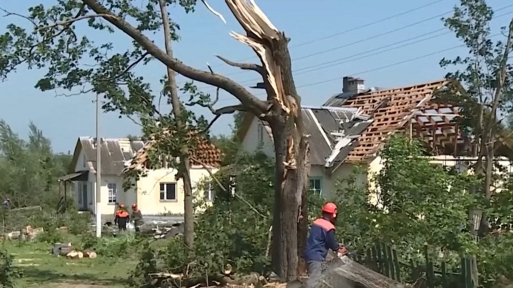 Tornado in Belarus, storm in Belarus, wind tore off house roofs in Belarus