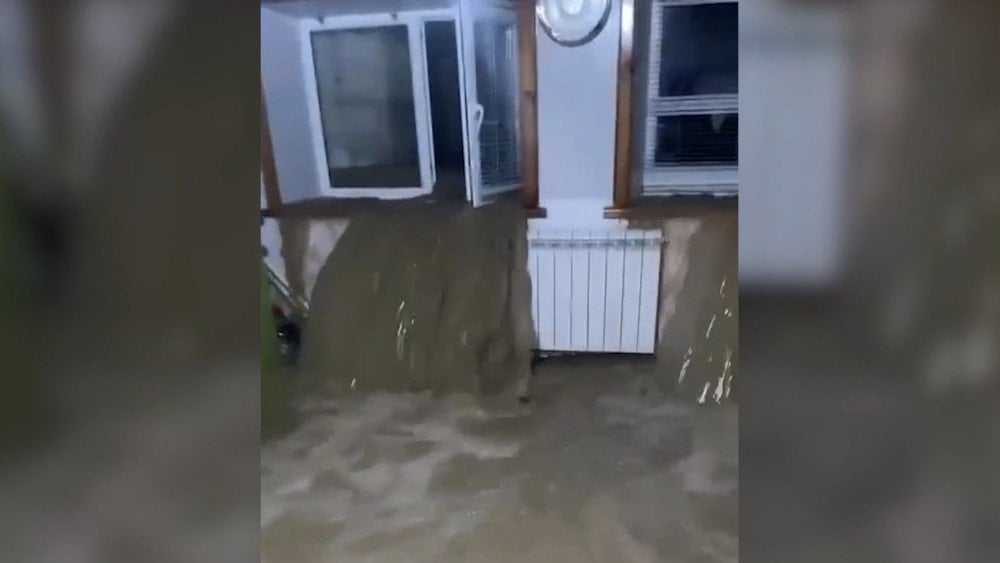 Ливень в России, затопило дома в Махачкале, сильный дождь в Дагестане
