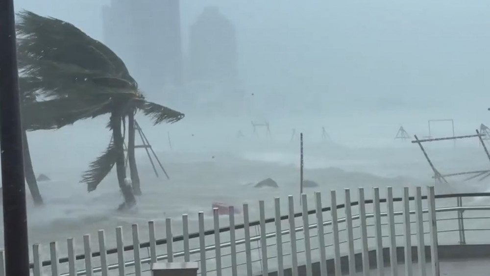 Тайфун Матмо в Китае, сильный ветер в Китае