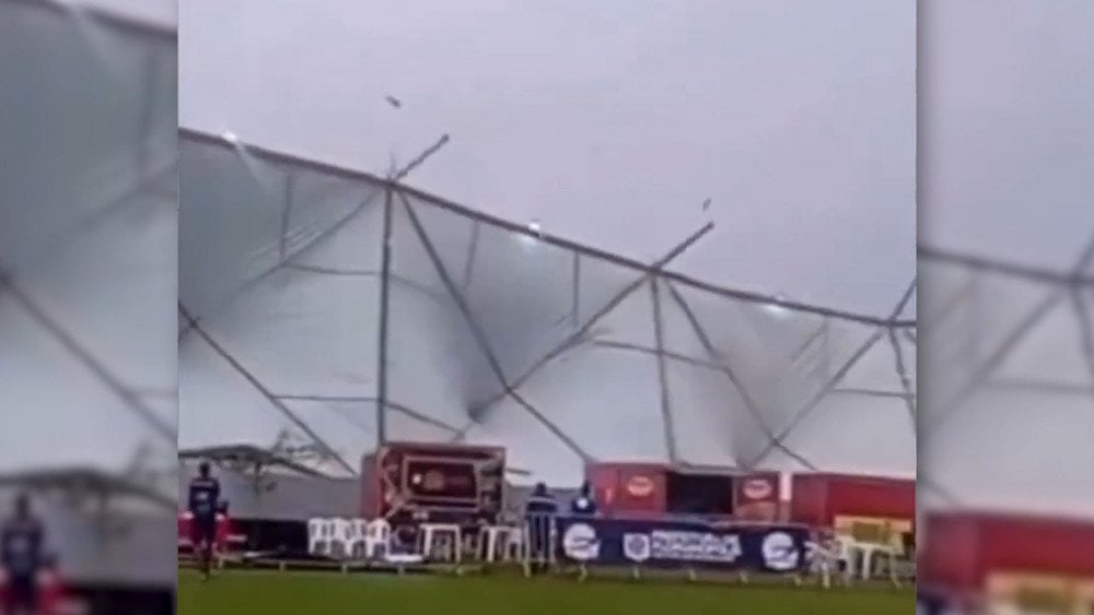 Storm in Brazil, strong wind in Brazil, wind tore off a tent in Brazil