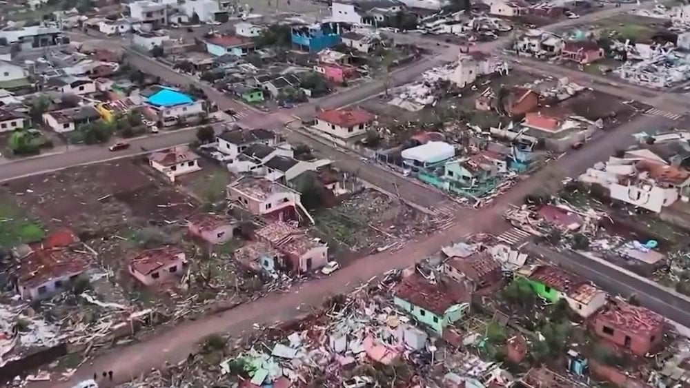 Tornado in Brazil, storm in Brazil, tornado destroyed houses in Brazil, disaster in Brazil