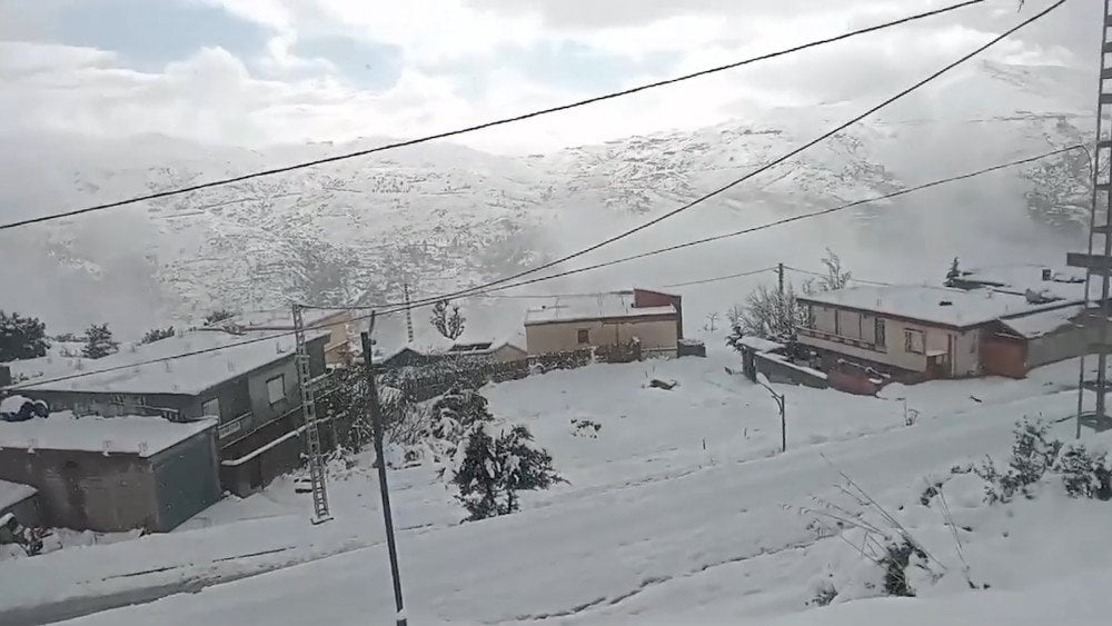 Снегопад в Алжире, аномальный снег в Алжире