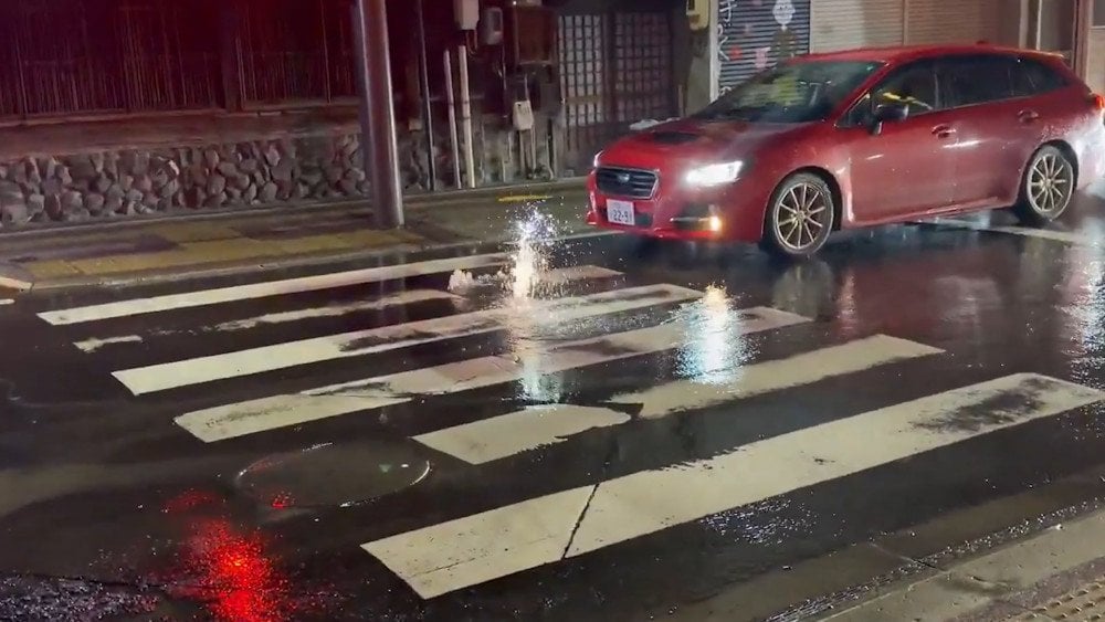 Žemės drebėjimas Japonijoje, grunto suskystėjimas po žemės drebėjimo Japonijoje, žemės drebėjimo Japonijoje pasekmės