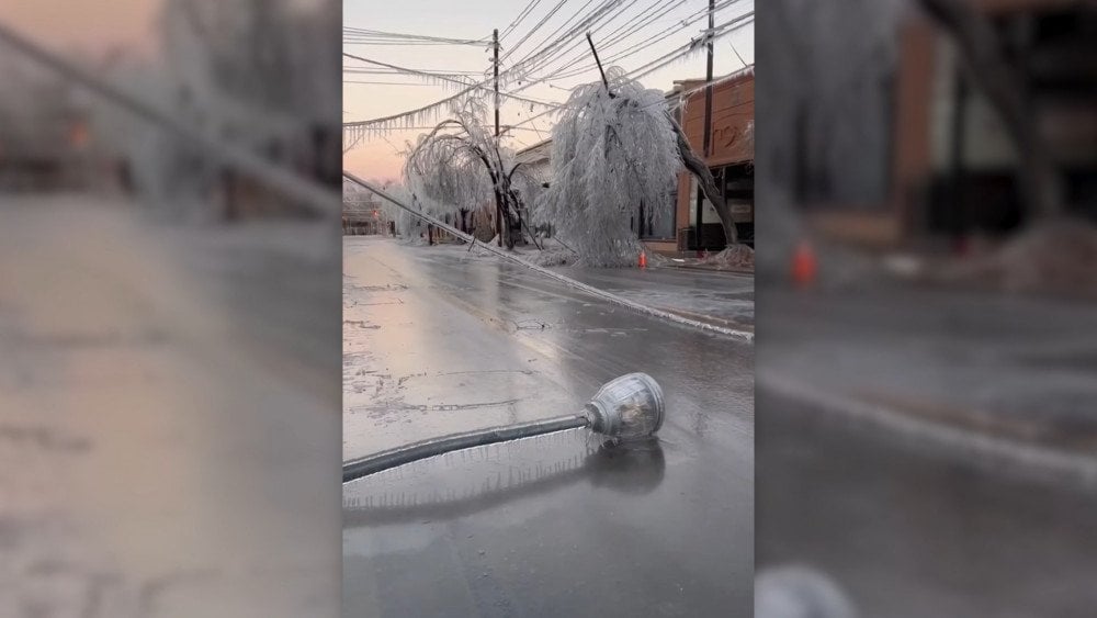 Black ice in Mississippi, ice storm in Mississippi, record use of de-icing agents