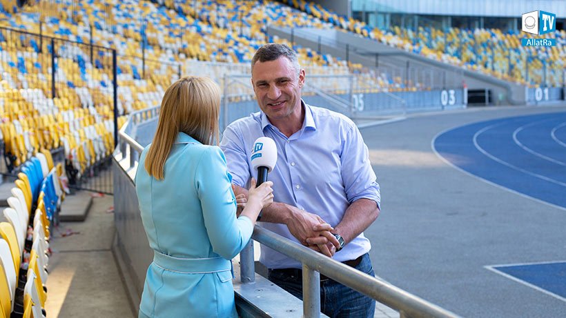 Віталій Кличко на Олімпійському стадіоні